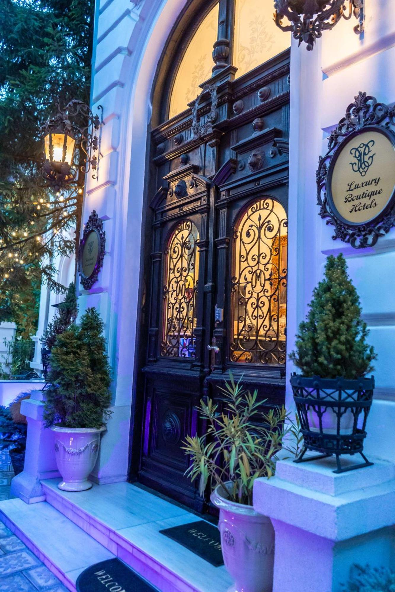Conacul Coroanei Luxury Boutique Hotel Bukarest Exterior foto