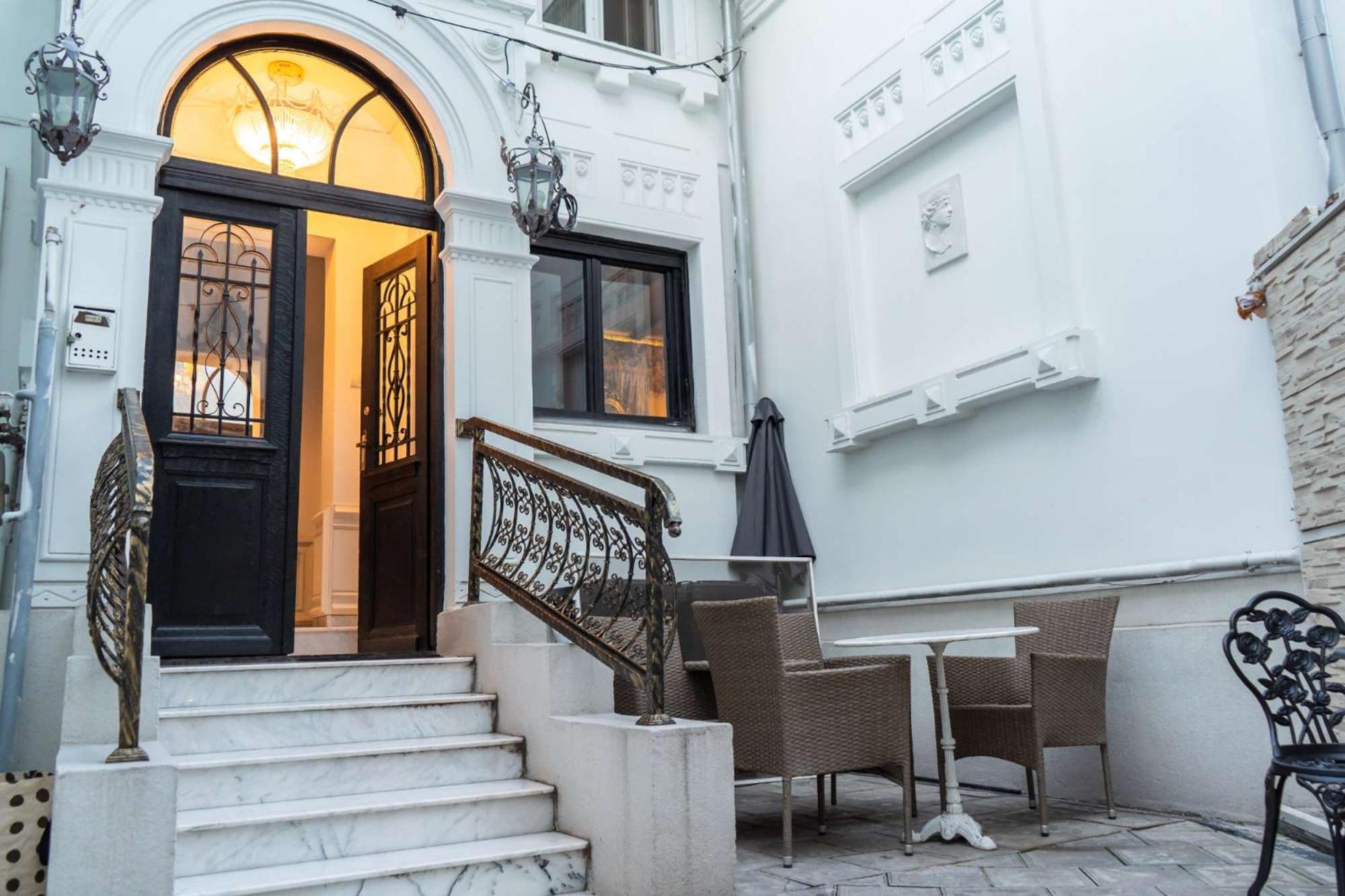 Conacul Coroanei Luxury Boutique Hotel Bukarest Exterior foto
